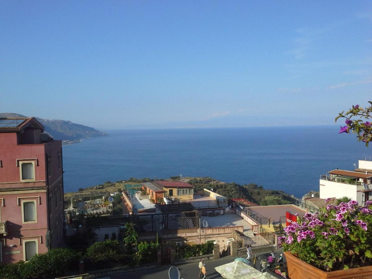 Depandance Casa Andrea Apartment Taormina Exterior photo